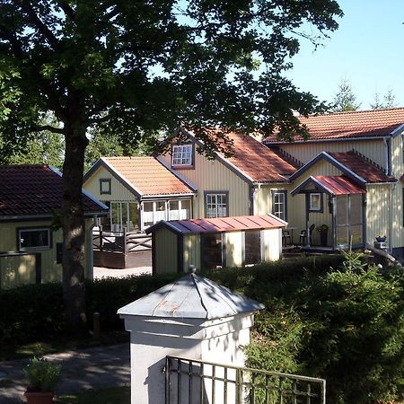 Skogis Bed&Breakfast Katrineholm Exterior foto