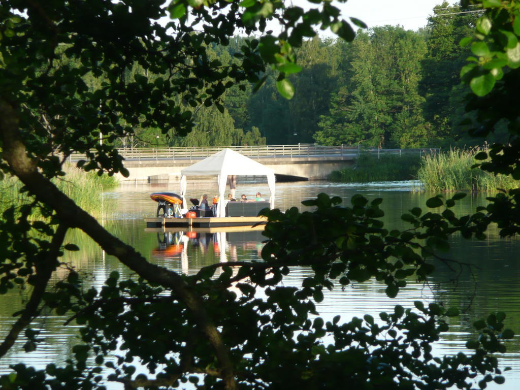Skogis Bed&Breakfast Katrineholm Exterior foto