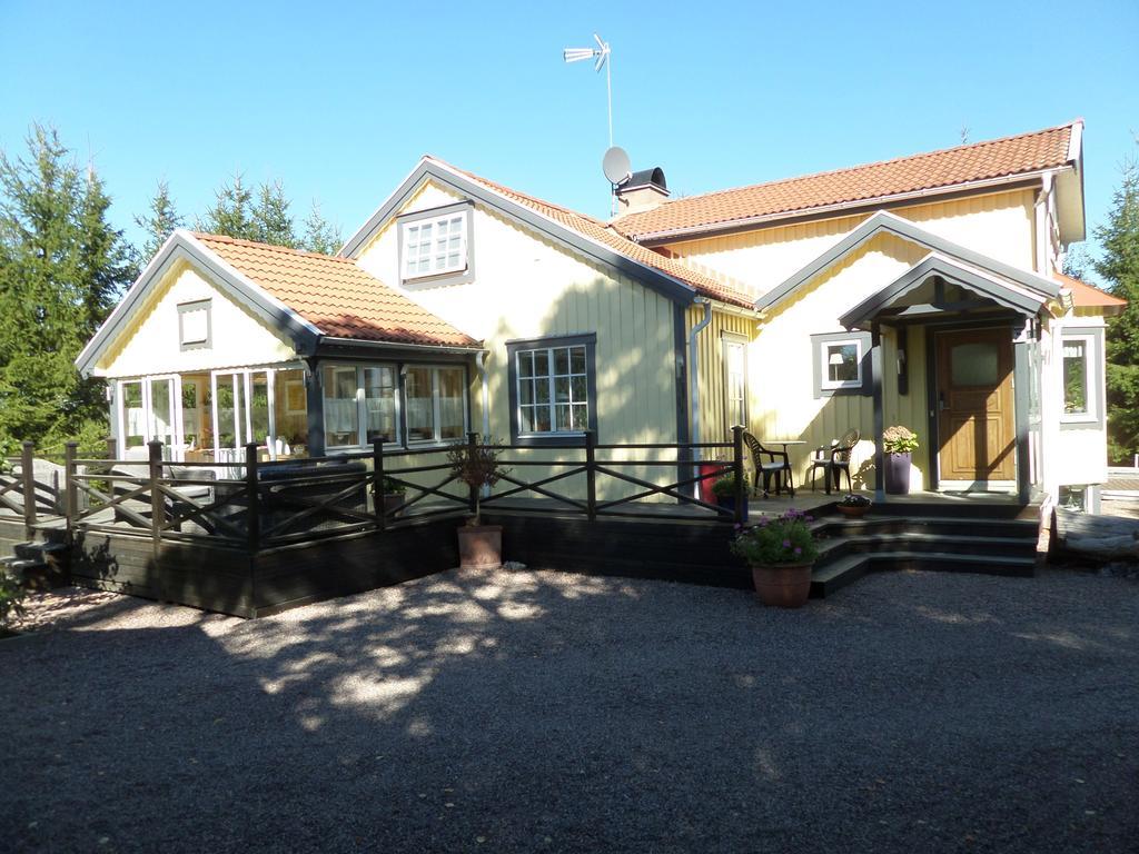 Skogis Bed&Breakfast Katrineholm Exterior foto