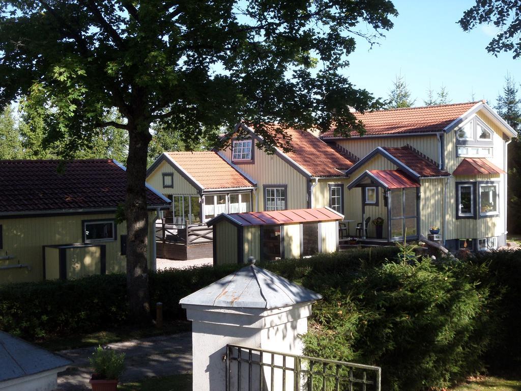 Skogis Bed&Breakfast Katrineholm Exterior foto