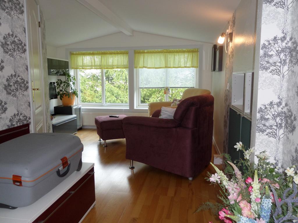 Skogis Bed&Breakfast Katrineholm Exterior foto